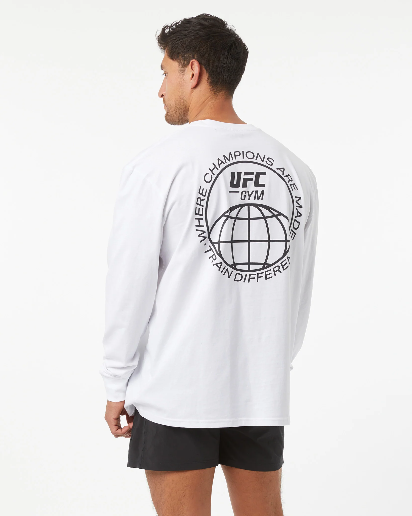 GLOBE BADGE 2 LONG SLEEVE - Image 3