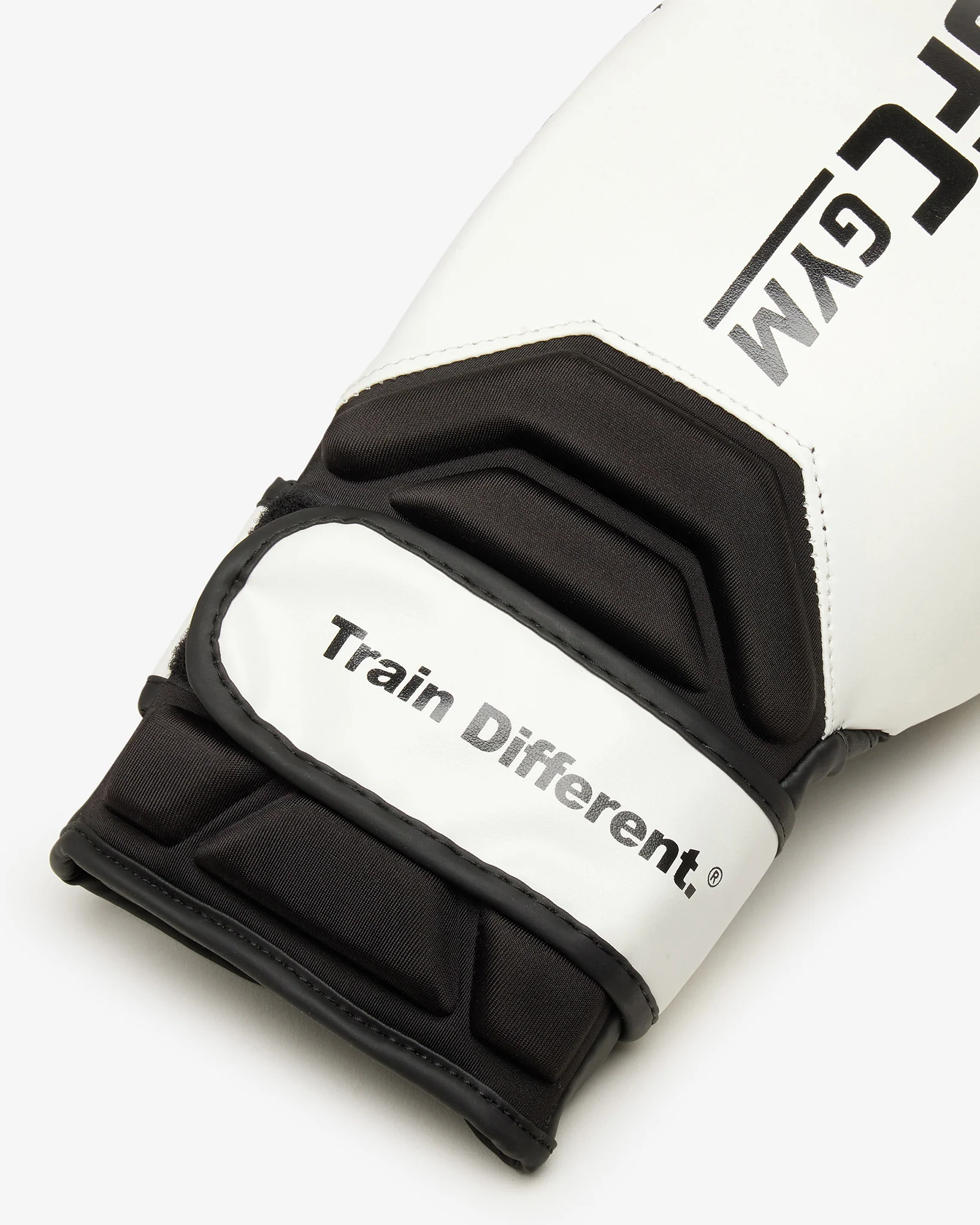 STRIKER BOXING GLOVES WHITE - Image 3